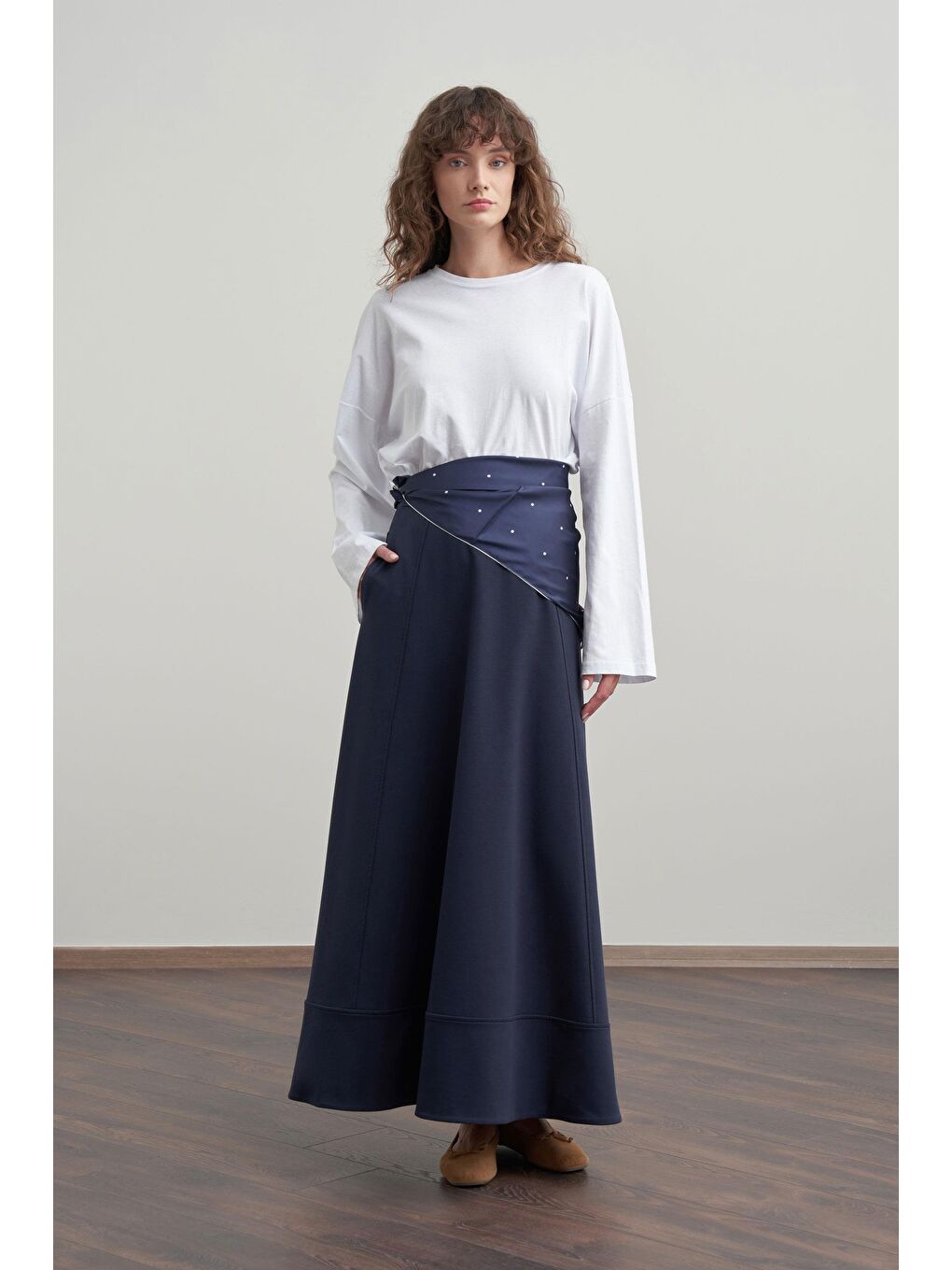 Lacivert-Pamuklu Etek Ucu Bantlı Çan Etek