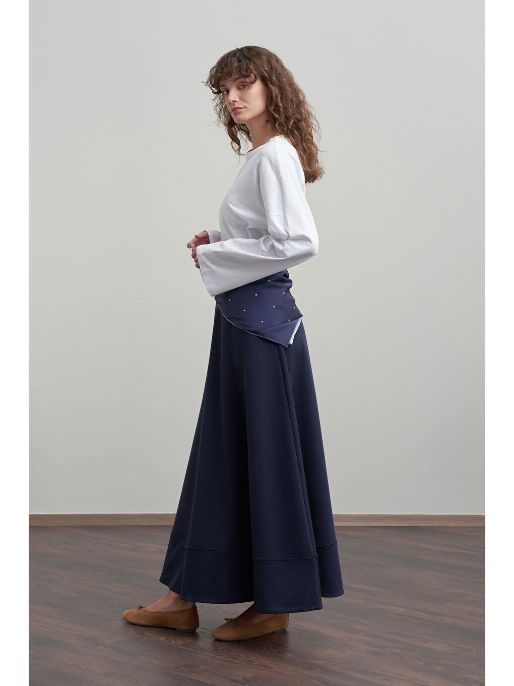 Lacivert-Pamuklu Etek Ucu Bantlı Çan Etek-1