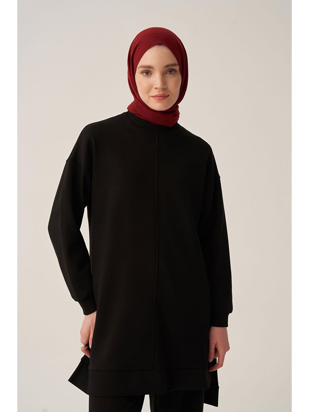 Siyah-Yumuşak Dokulu Bisiklet Yaka Sweat