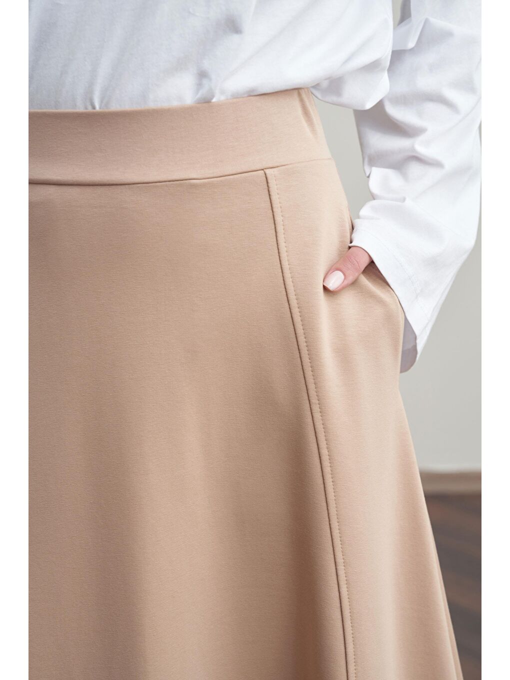 Bej Vizon-Pamuklu Etek Ucu Bantlı Çan Etek-4