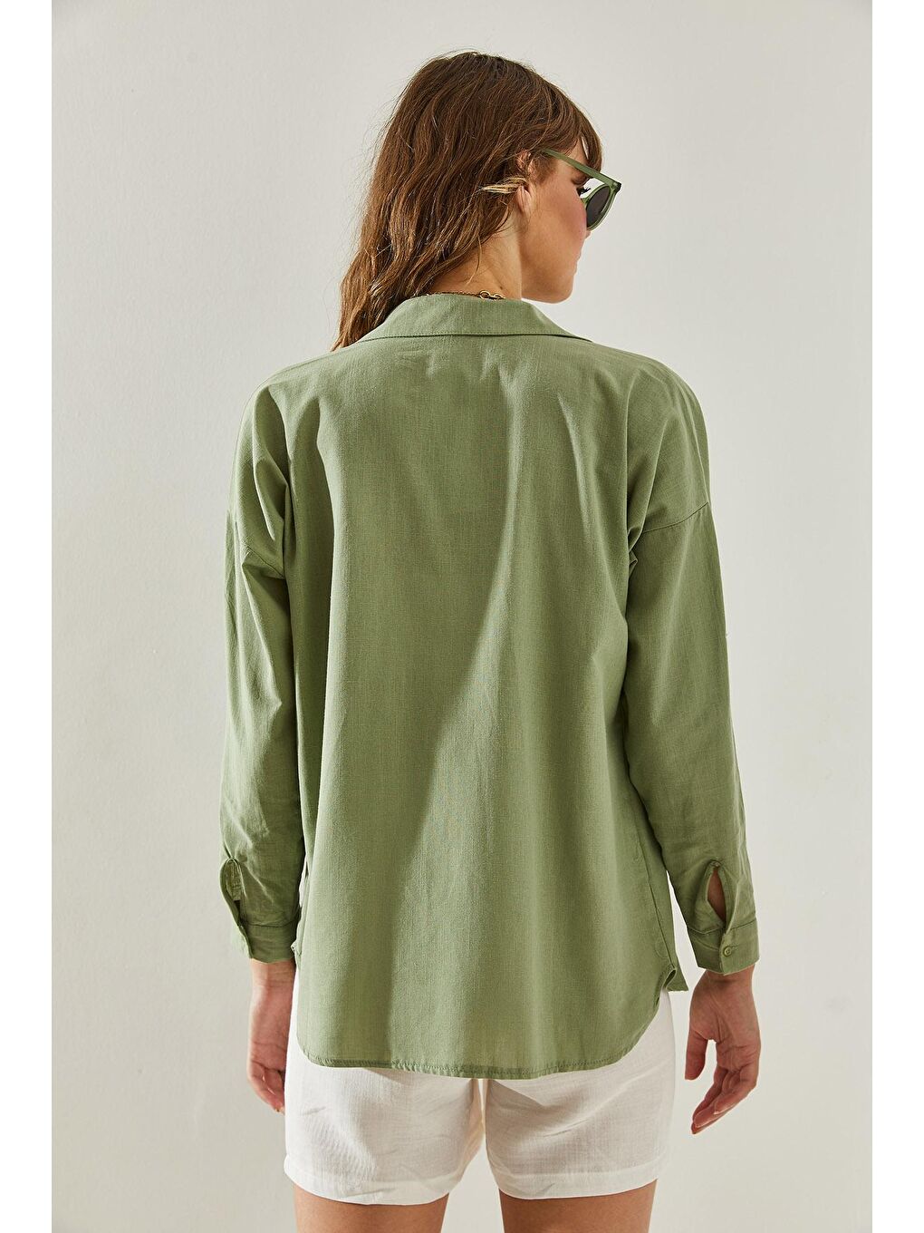 Yeşil Kadın Flam Keten Yıldızlı Lazer Kesim Tek Cepli Uzun Kollu Gömlek-6