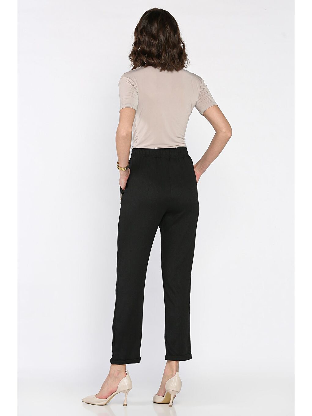 Siyah Kadın Bel Lastikli Zincir Aksesuarlı Duble Paça Pantolon-3