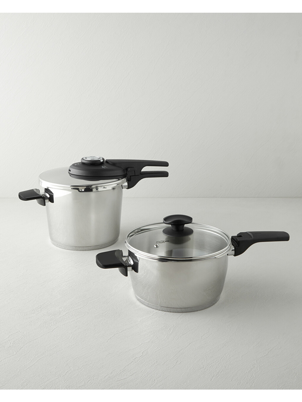 Hyperchef Paslanmaz Çelik Düdüklü Tencere Seti 4 + 6 L Siyah