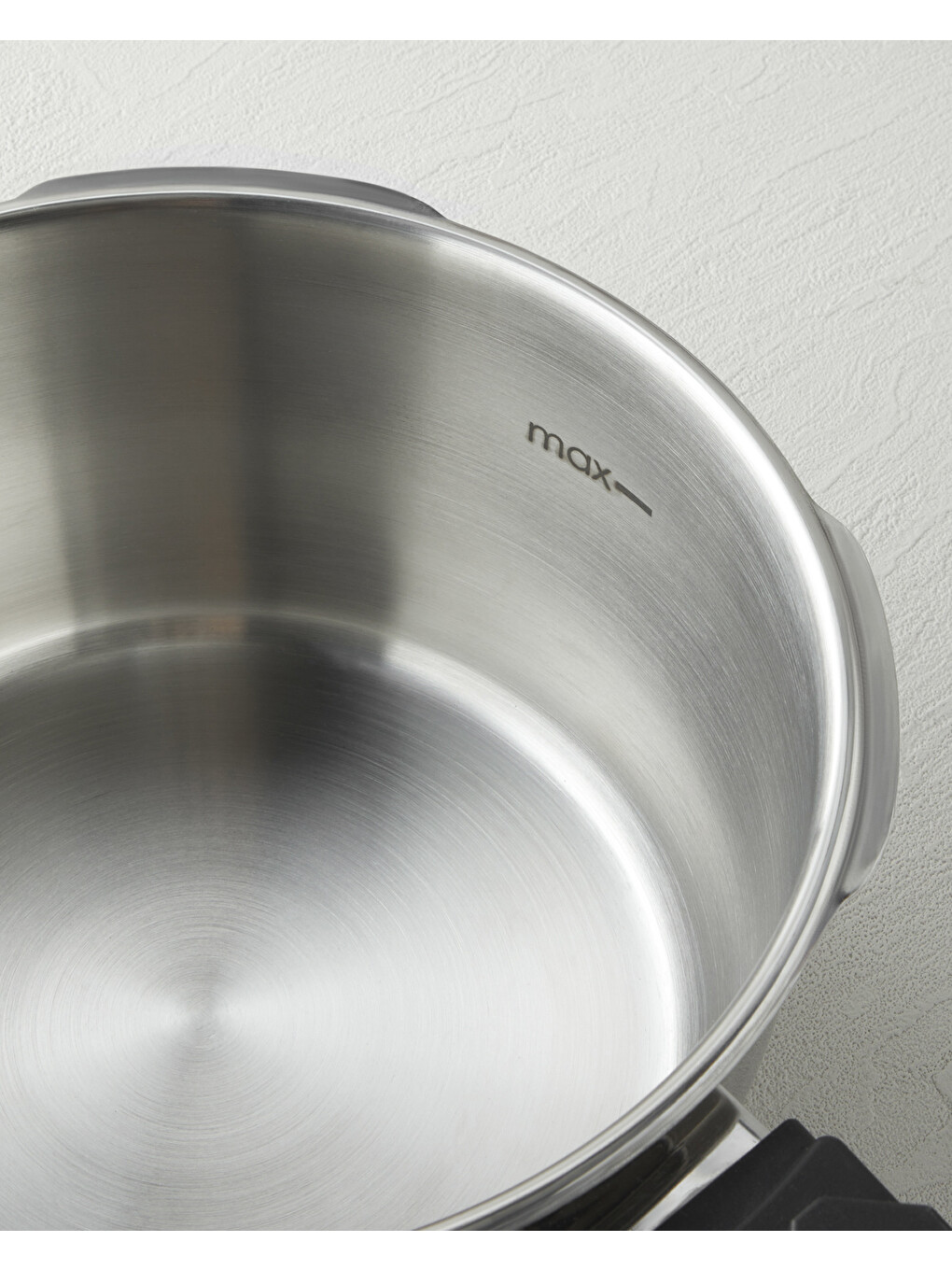 Hyperchef Paslanmaz Çelik Düdüklü Tencere Seti 4 + 6 L Siyah-5
