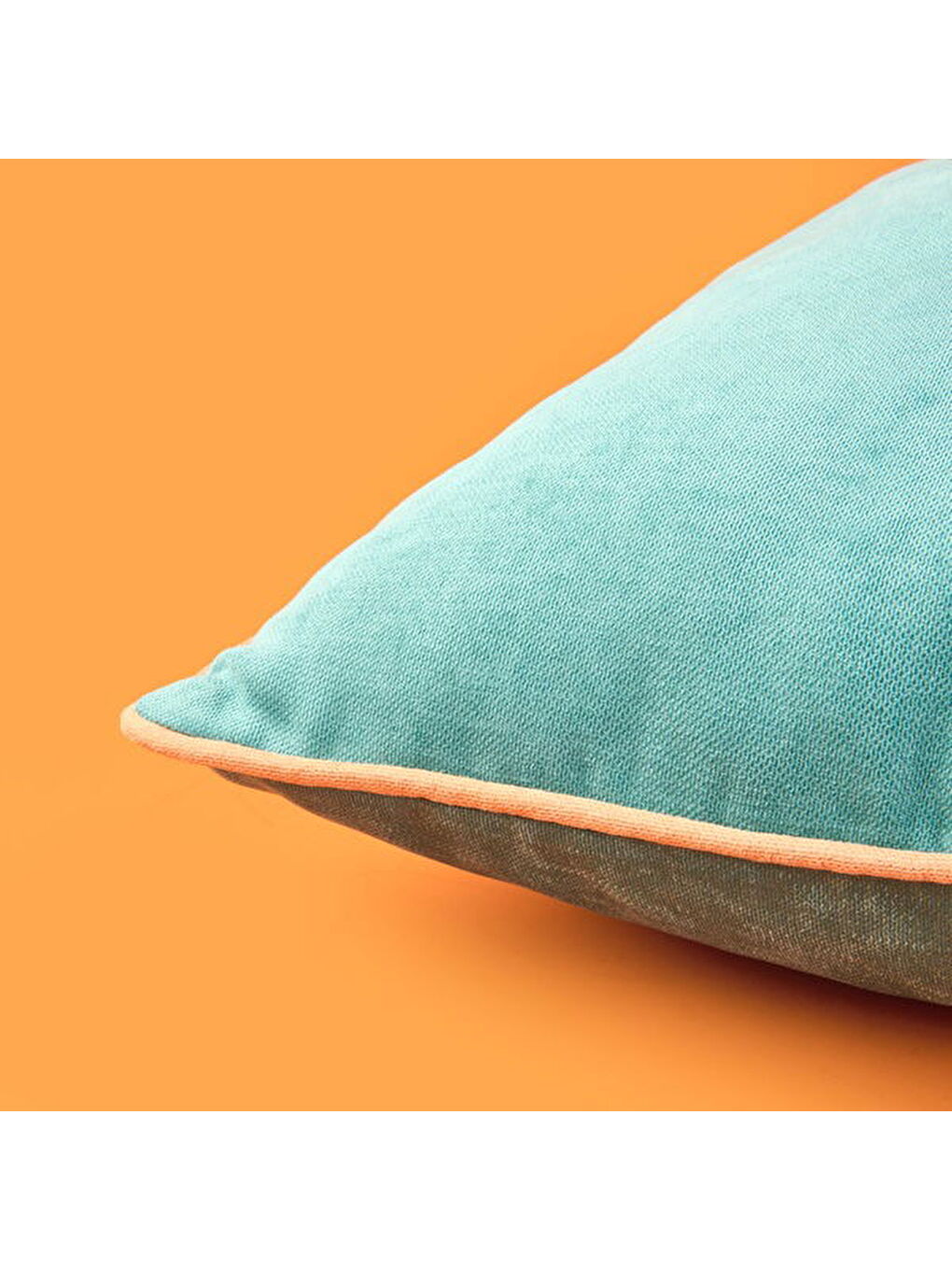 Soft Asas Kırlent - Çağla Yeşili - 45x45 cm-1