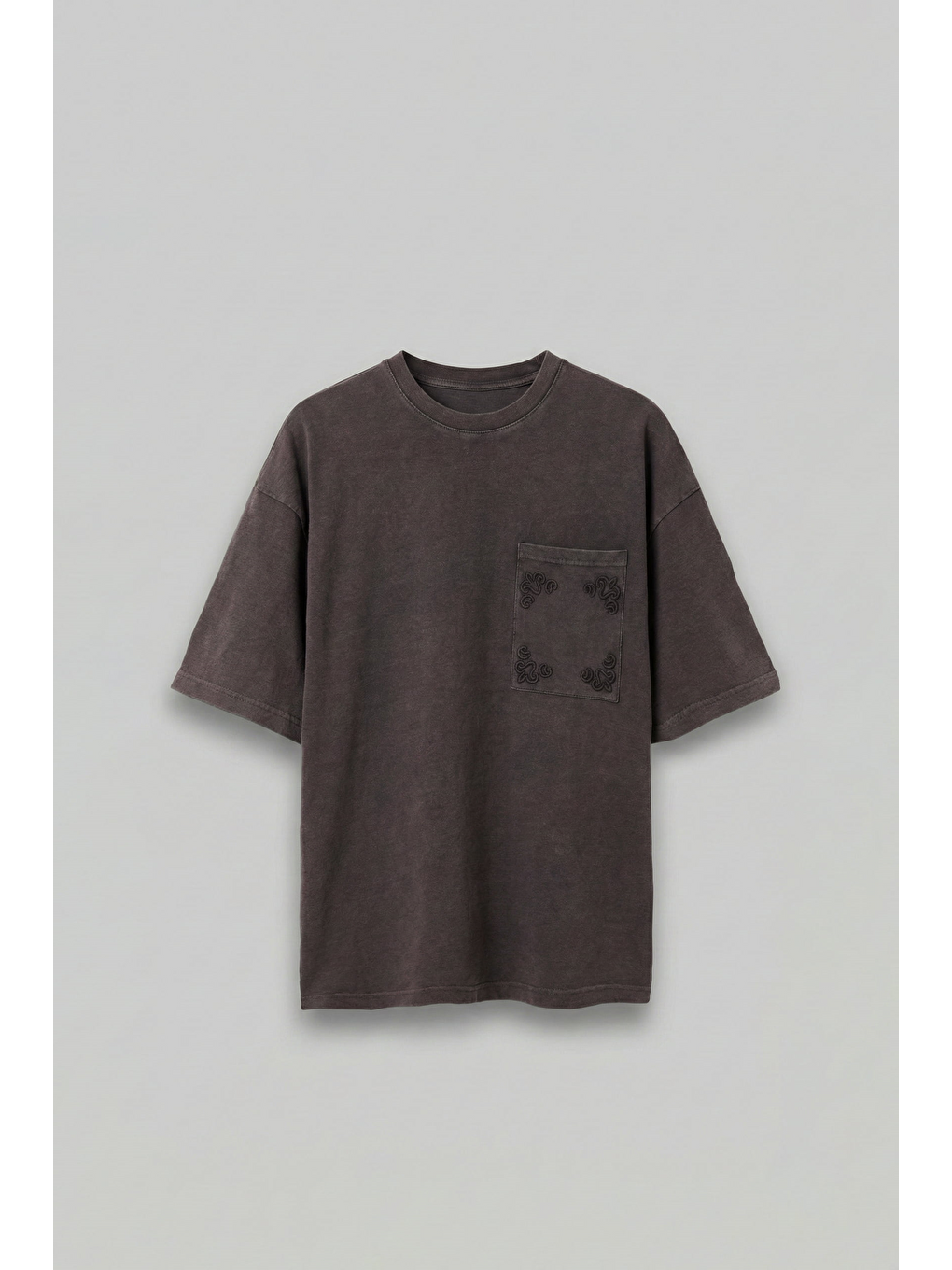 Erkek Oversize Premium Cep Nakışlı T-Shirt Kahverengi