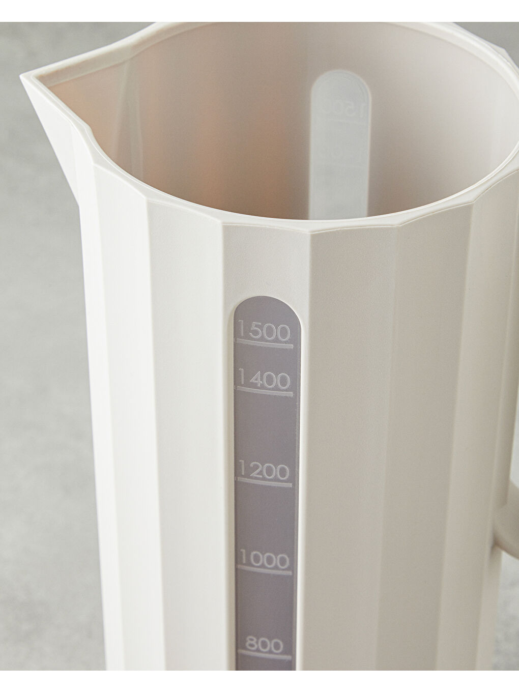 English Home Ekru Colessa PP Sürahi 1500 ml Krem - 2