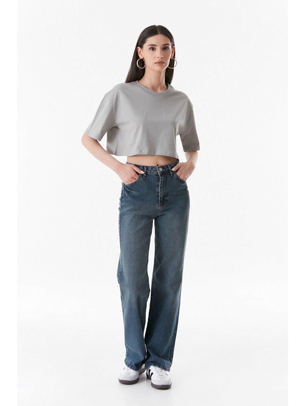 Gri Basic Bisiklet Yaka Oversize Crop Tişört-2