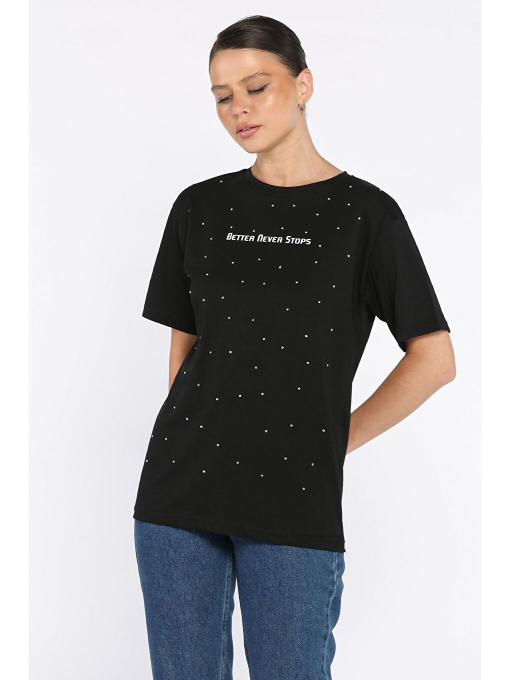 Siyah Kadın Yazı Baskılı Taşlı Bisiklet Yaka Tişört-1