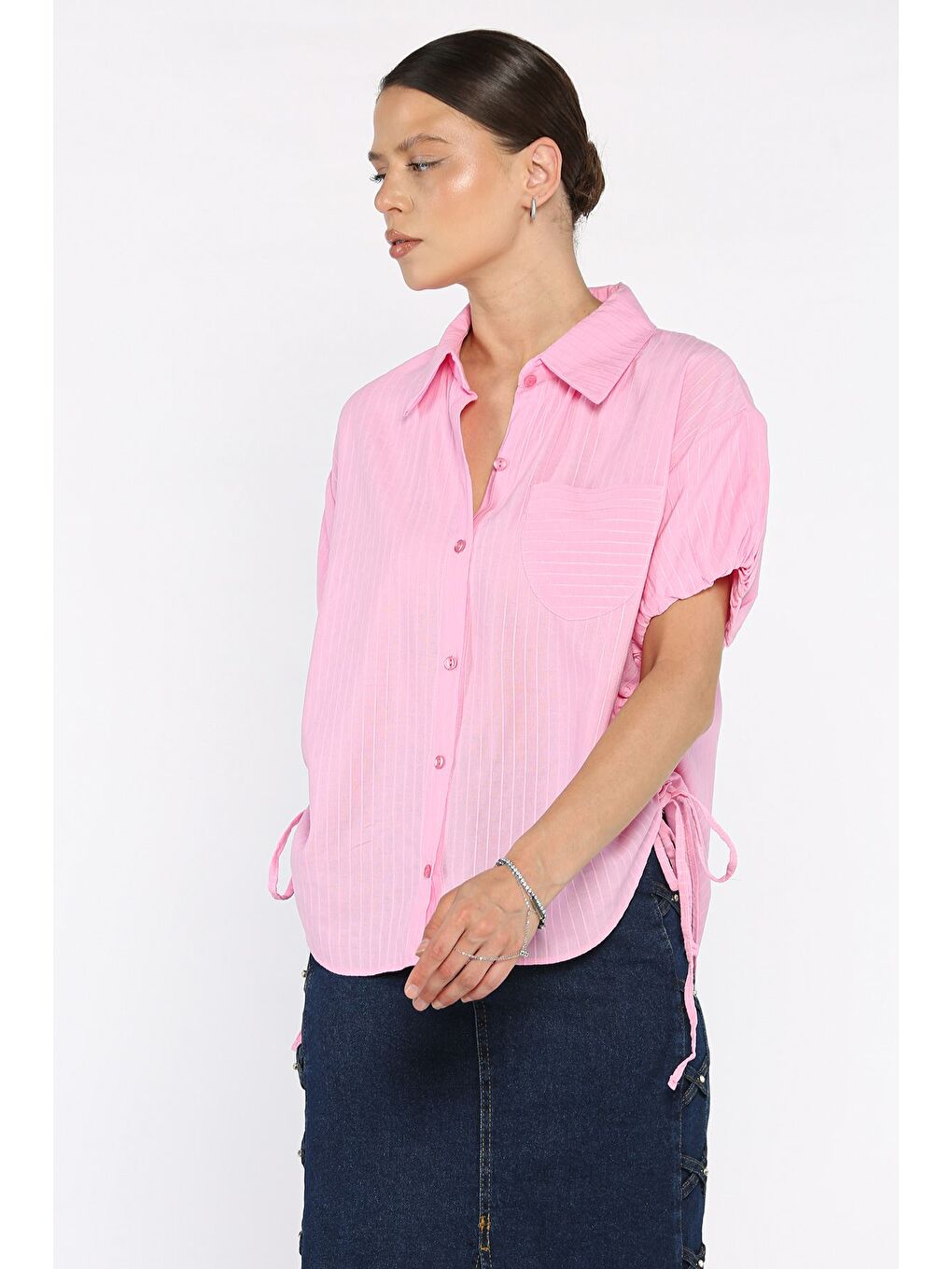 Pembe Kadın Çizgi Desenli Cepli Kısa Kol Gömlek-1
