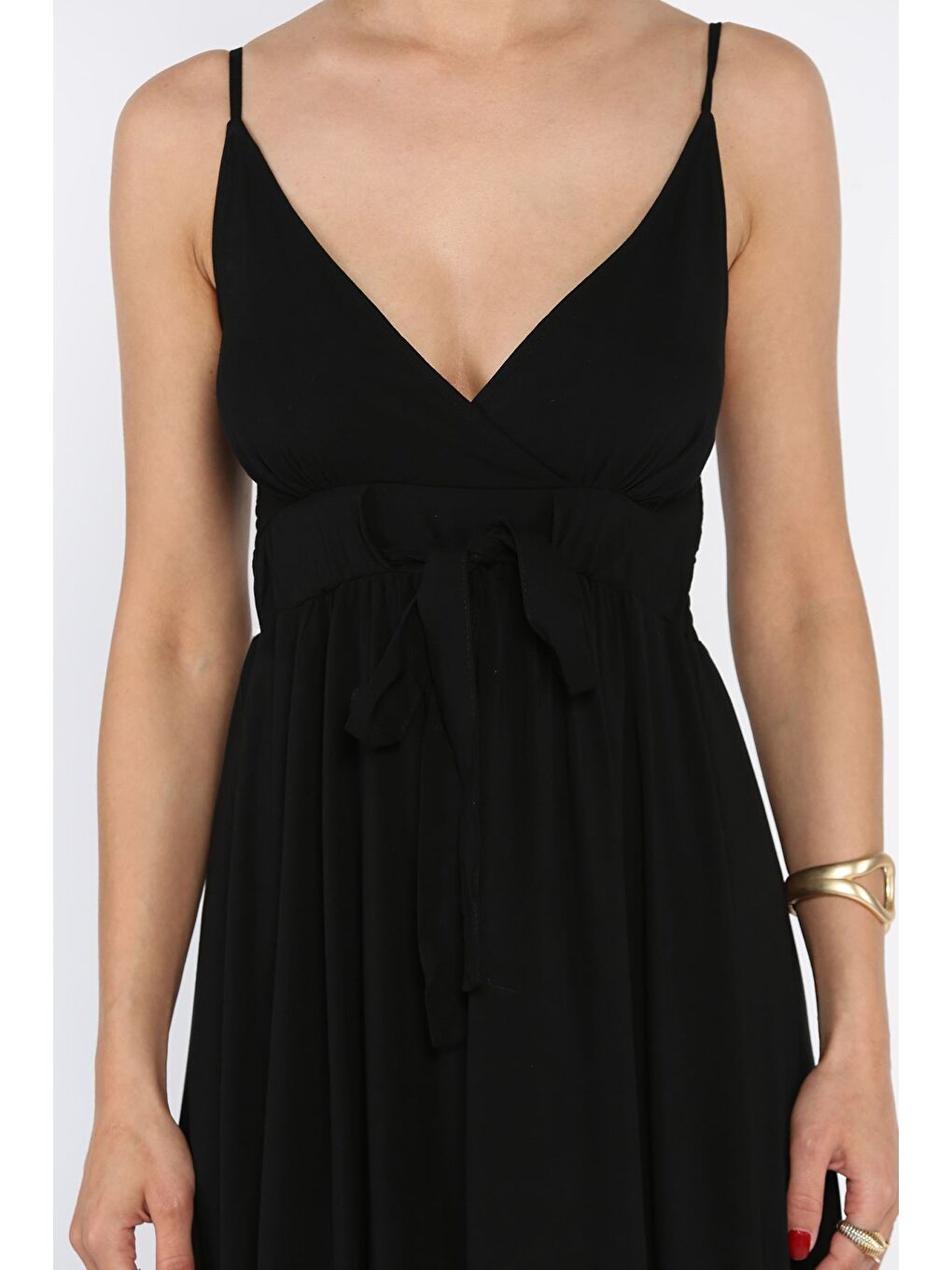 Siyah İp Askılı Bel Bağcıklı Desenli Viskon Elbise-3