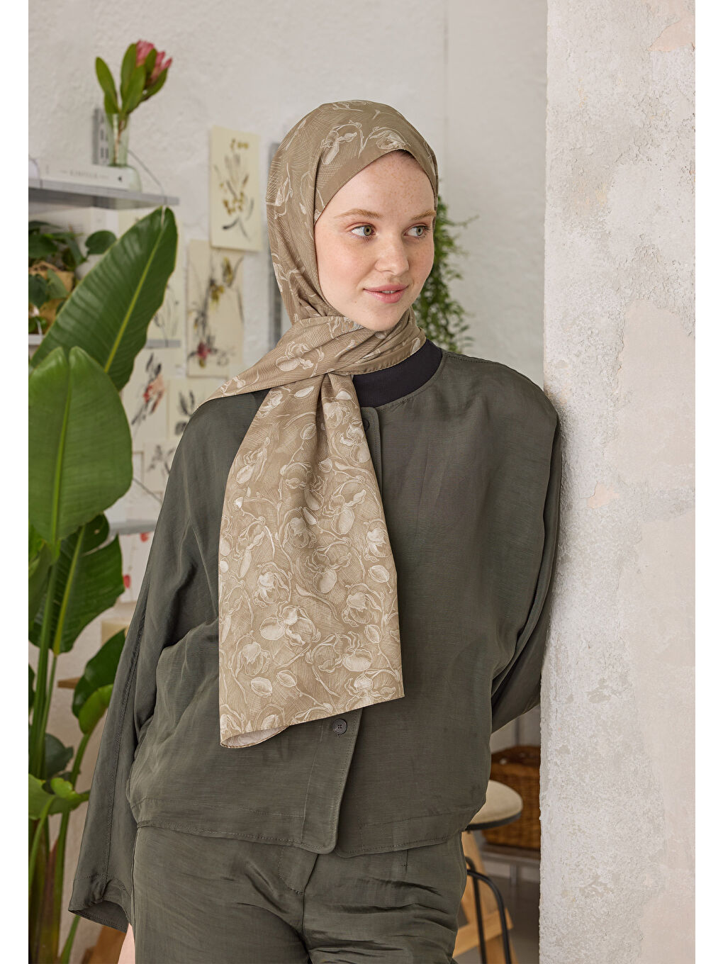 Bej Ruby Desen Şal Nude-2