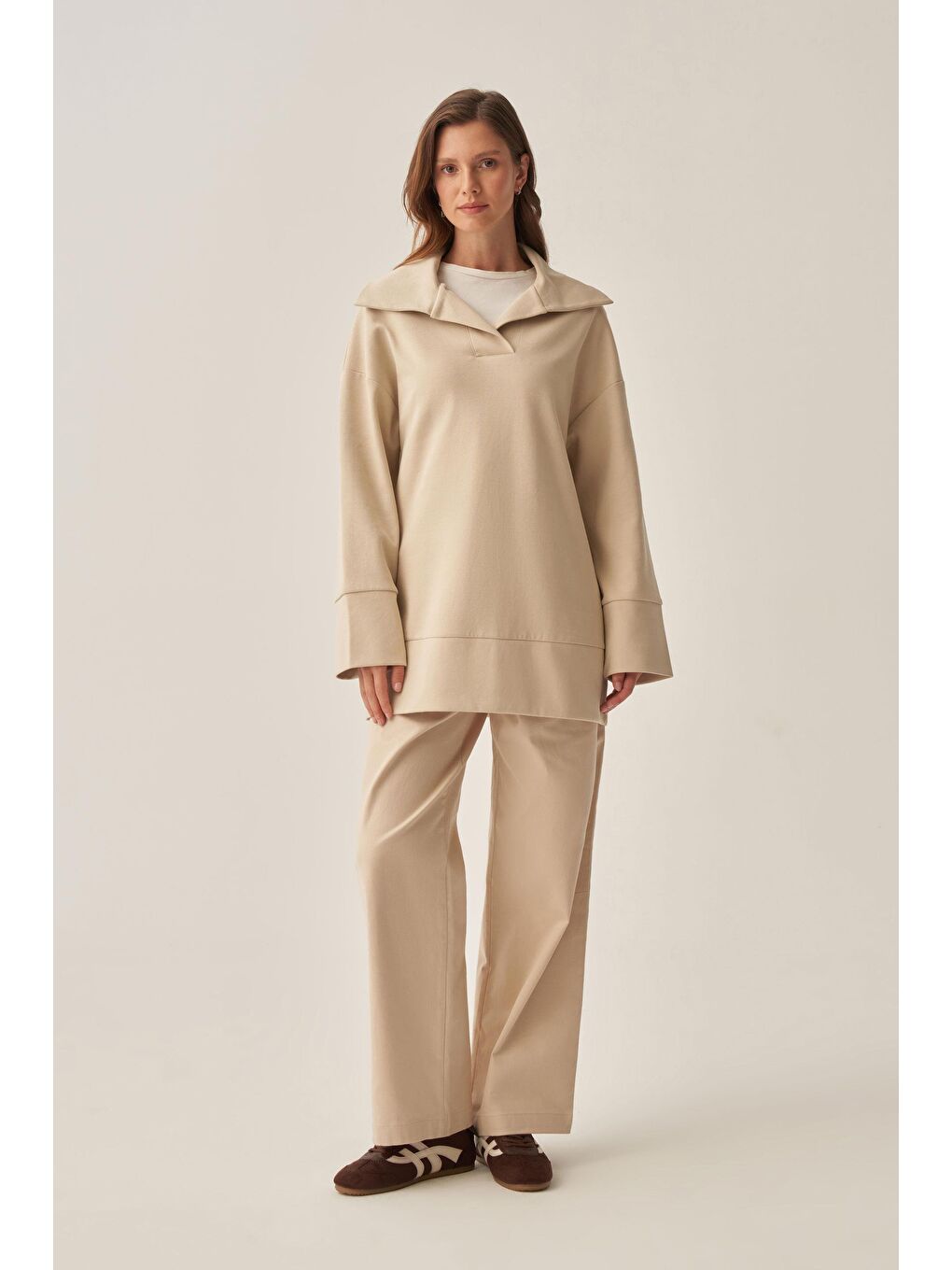 Bej Taş-Polo Yaka İnterlok Sweatshirt