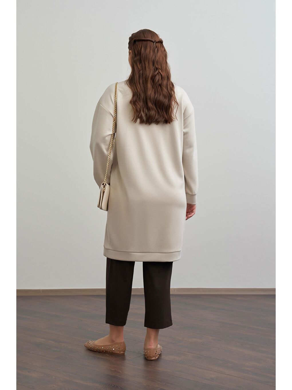 Bej Taş-Yumuşak Dokulu Nakışlı Sweatshirt-2