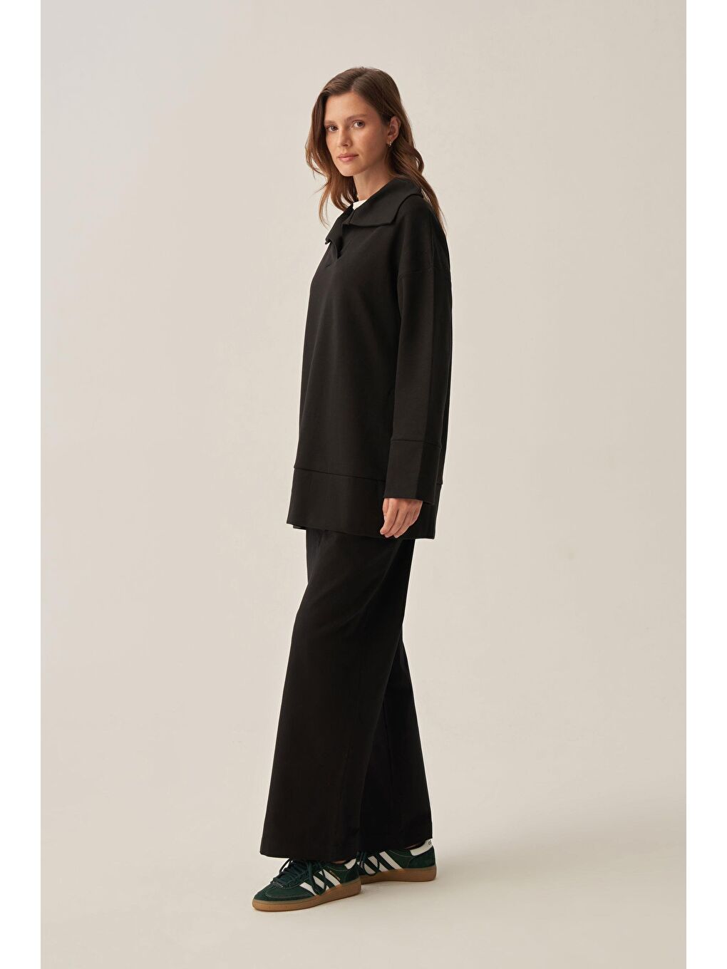 Siyah-Polo Yaka İnterlok Sweatshirt-1