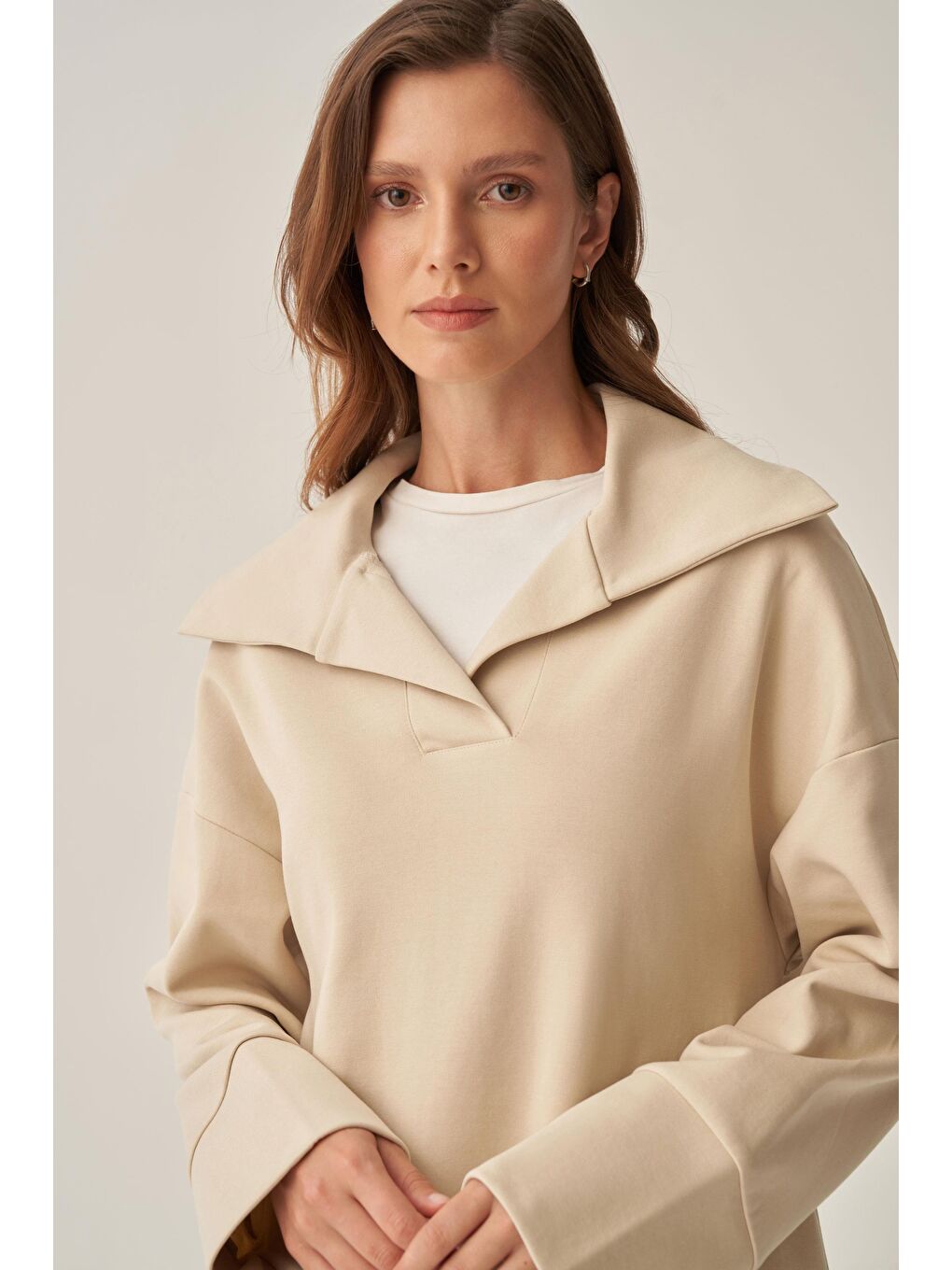 Bej Taş-Polo Yaka İnterlok Sweatshirt-3