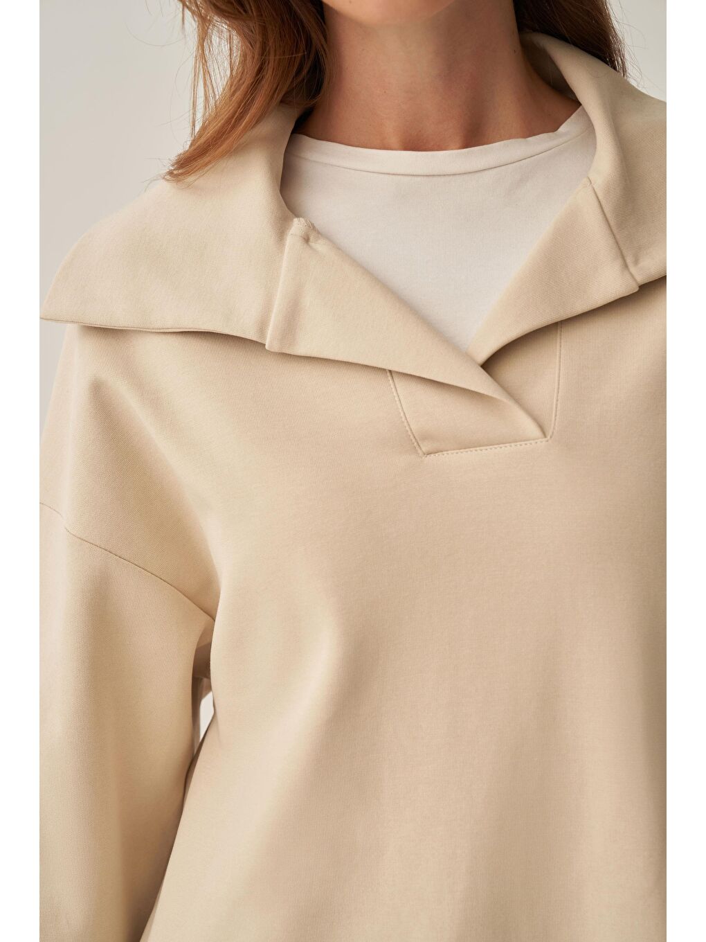 Bej Taş-Polo Yaka İnterlok Sweatshirt-4