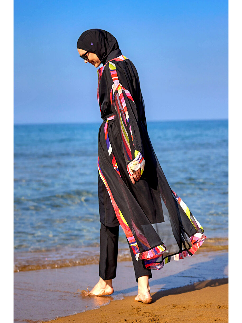 Siyah Renkli Desenli İpeksi Pareo Kaftan P2514-3