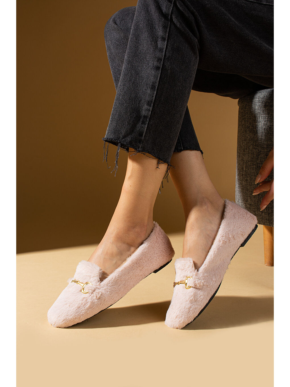 Pembe Gold Tokalı Pelüş Tüylü Kumaş Kadın Babet P01 34 24-1