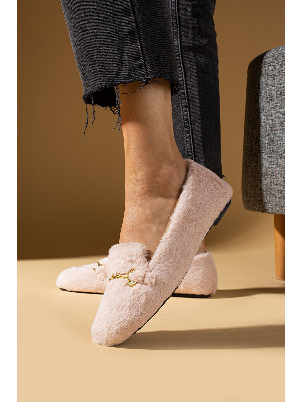 Pembe Gold Tokalı Pelüş Tüylü Kumaş Kadın Babet P01 34 24-2