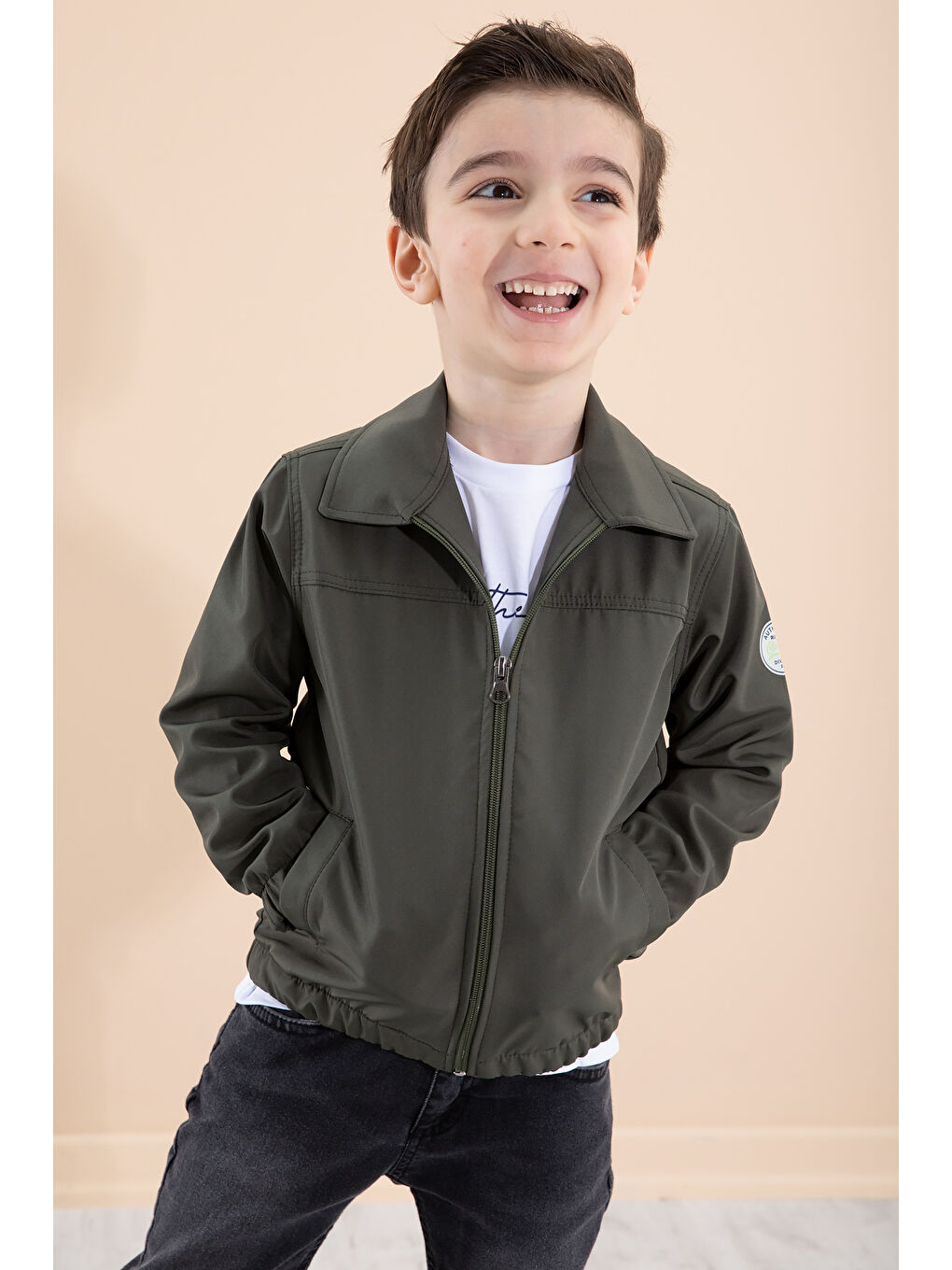 Erkek Çocuk Haki Sırtı Baskılı Fermuarlı Ceketli Pantolonlu 3lü Takım 20281-1