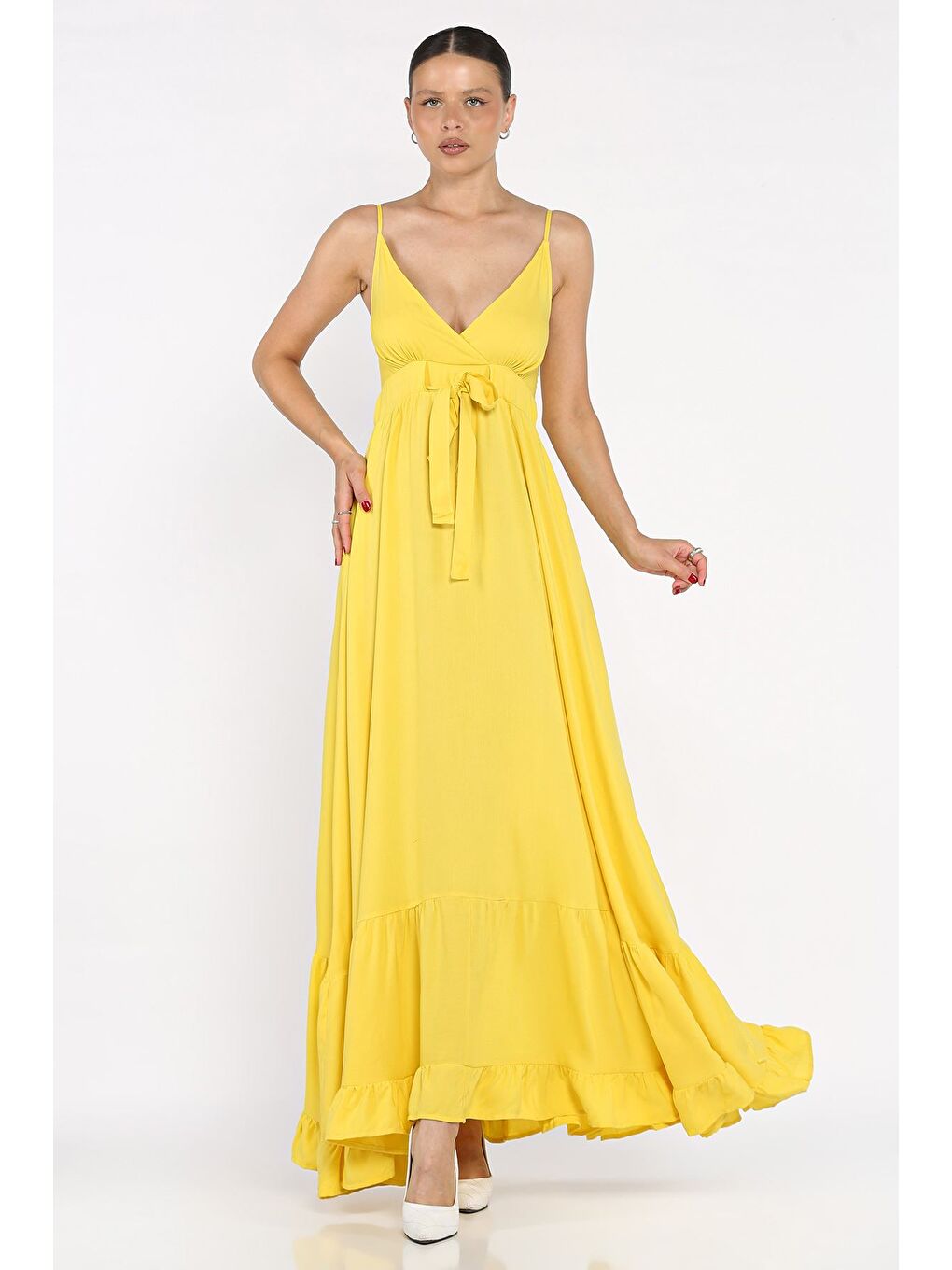 Sarı İp Askılı Bel Bağcıklı Desenli Viskon Elbise-1