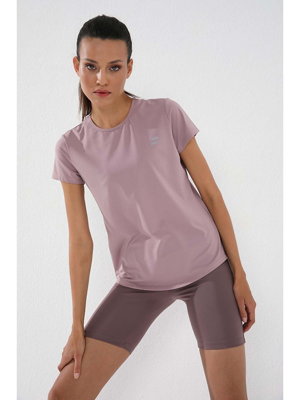 Pembe Gül Kurusu Basic Kısa Kol Standart Kalıp O Yaka Kadın Tişört - 97144-6