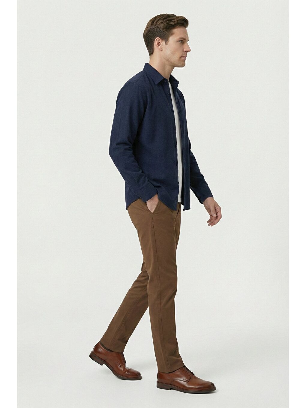 Lacivert Regular Fit Pamuklu Uzun Kollu Düz Polo Yaka Erkek Gömlek-2