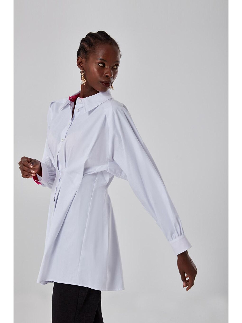 Büzgülü Beyaz Gömlek-2