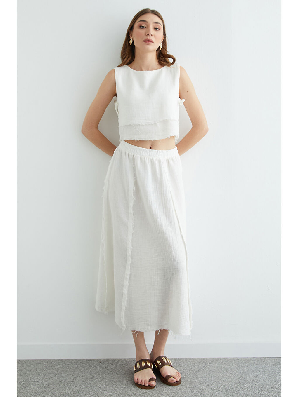 Beyaz Beli Lastikli Püsküllü Etekli Müslin 2 Li Takım-1