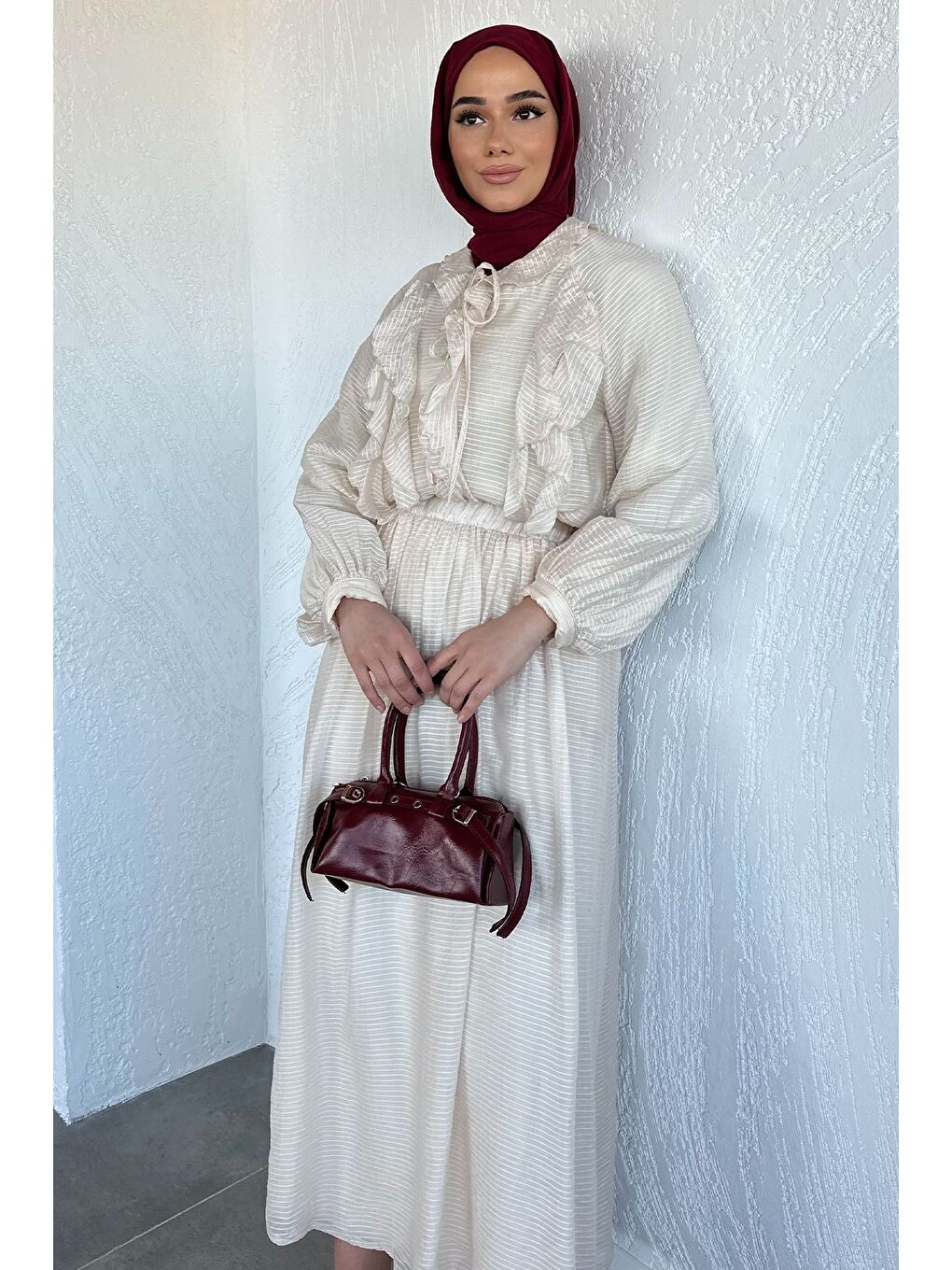 Ekru Ön Fırfırlı Etek Bluz Kombinli Tesettür İkili Takım-2