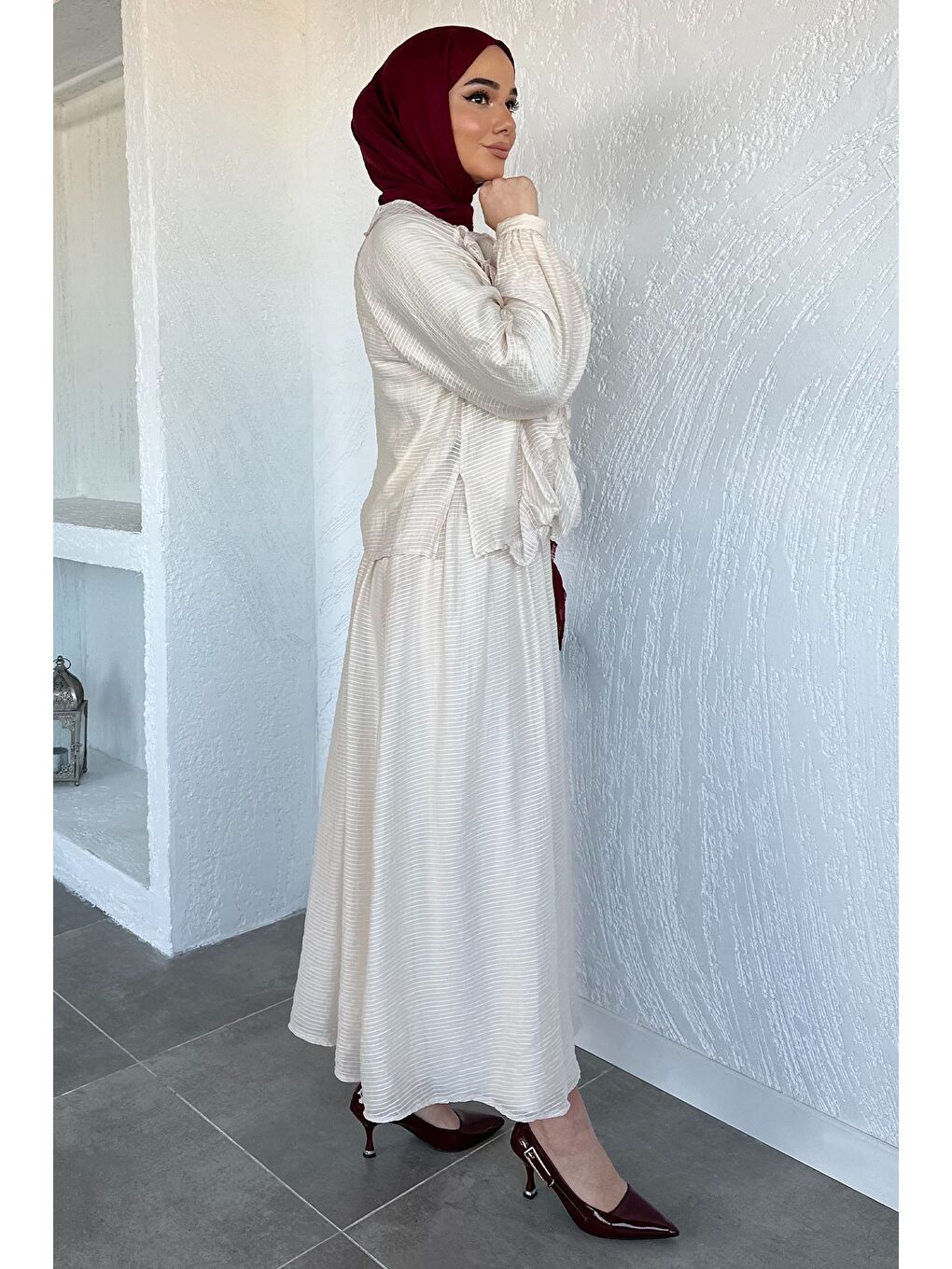 Ekru Ön Fırfırlı Etek Bluz Kombinli Tesettür İkili Takım-4