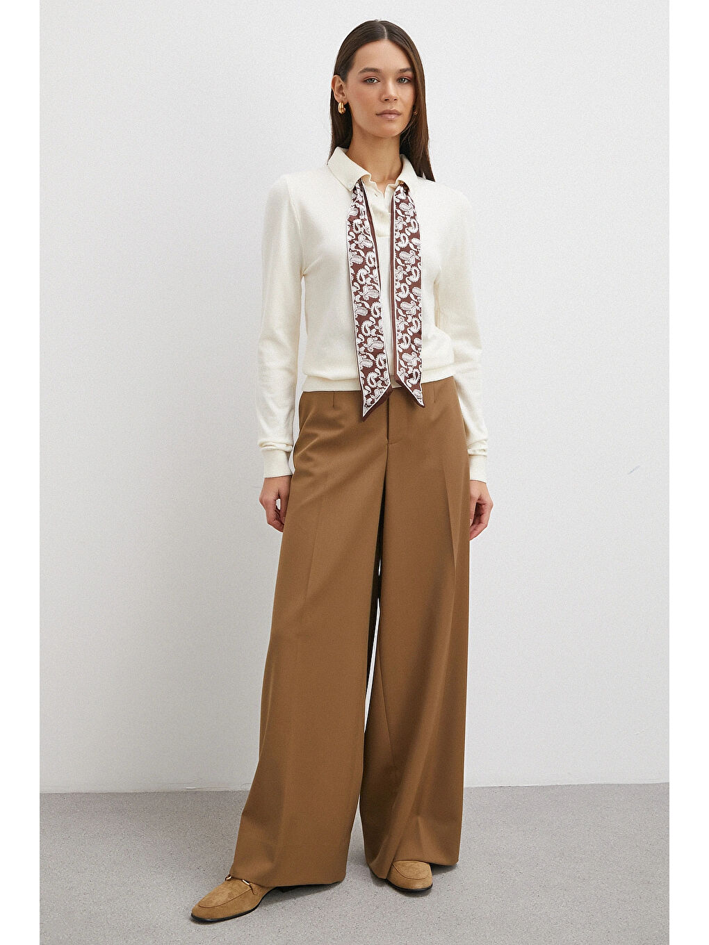 Fularlı Polo Yaka Kazak Ekru-1