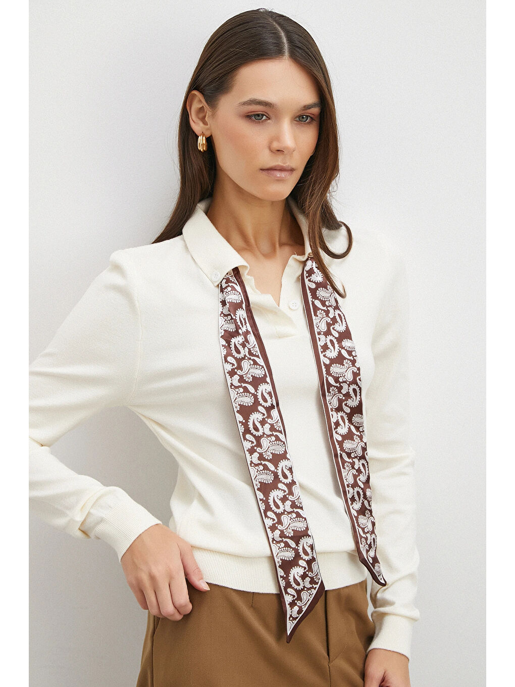 Fularlı Polo Yaka Kazak Ekru-2