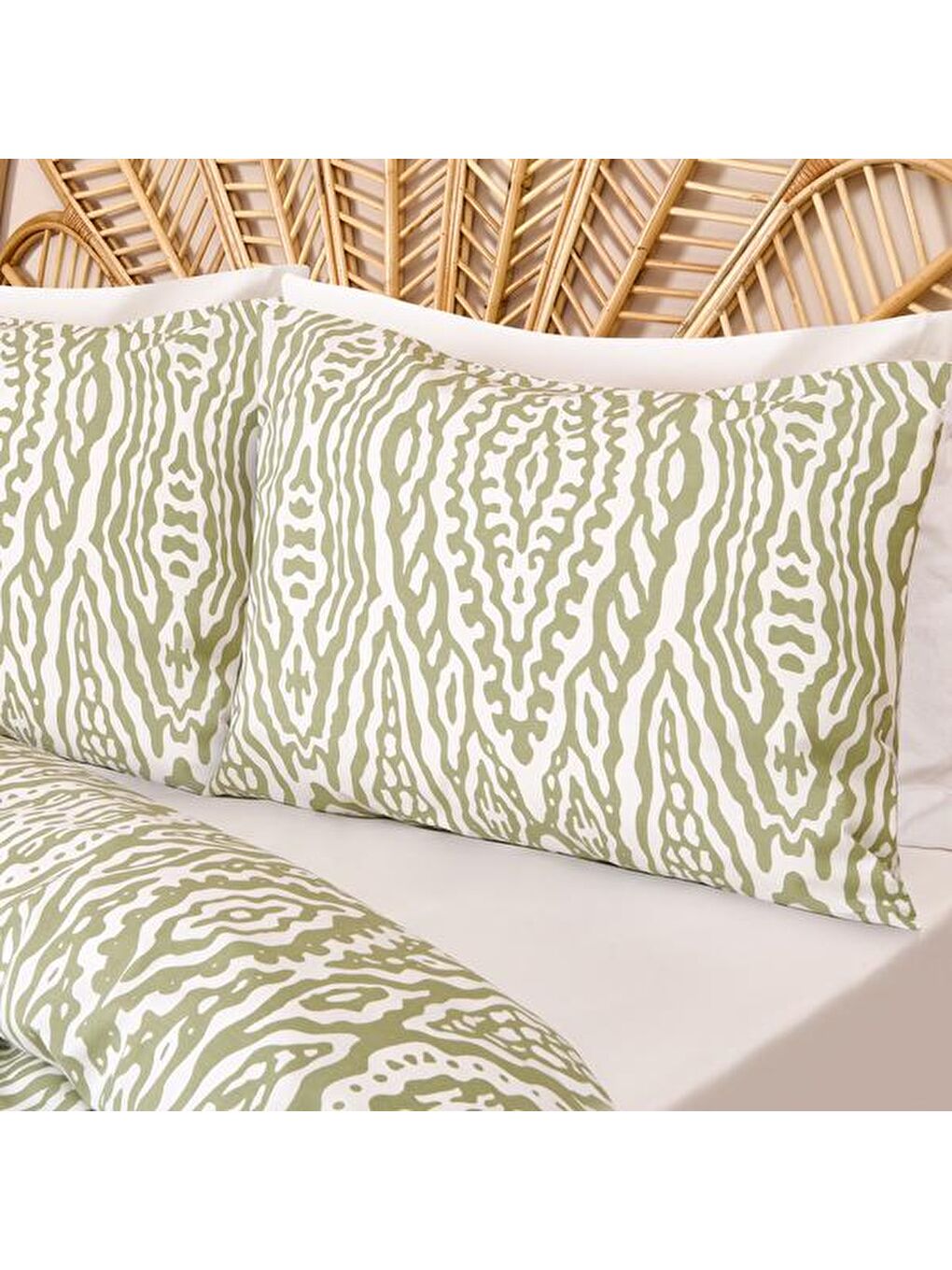 Soft Verda Çift Kişilik Nevresim Takımı - Yeşil-1