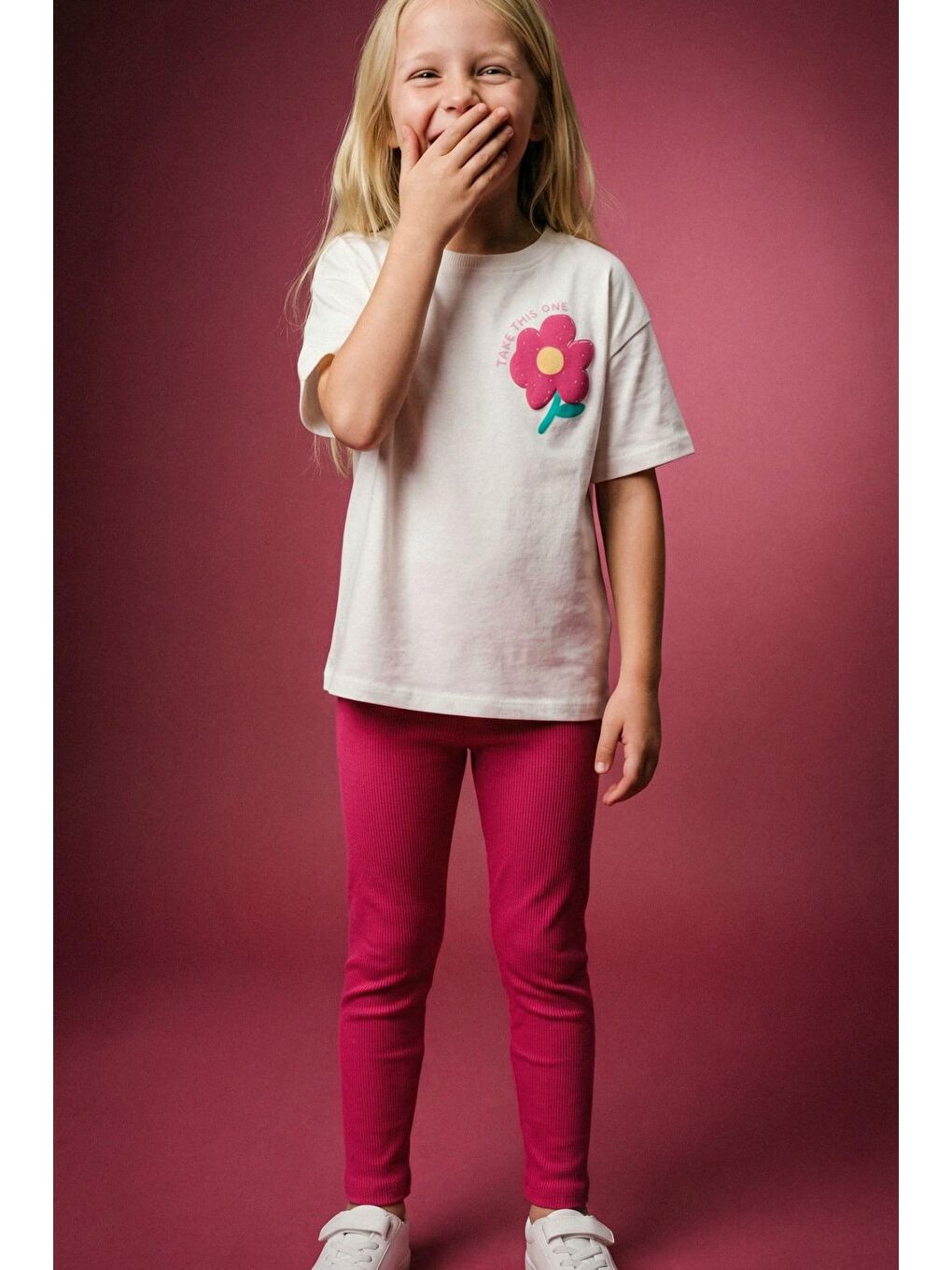 Kız Çocuk Pamuklu Ekru Çiçek Baskılı T-Shirt Ve Pembe Tayt Alt Üst Takım