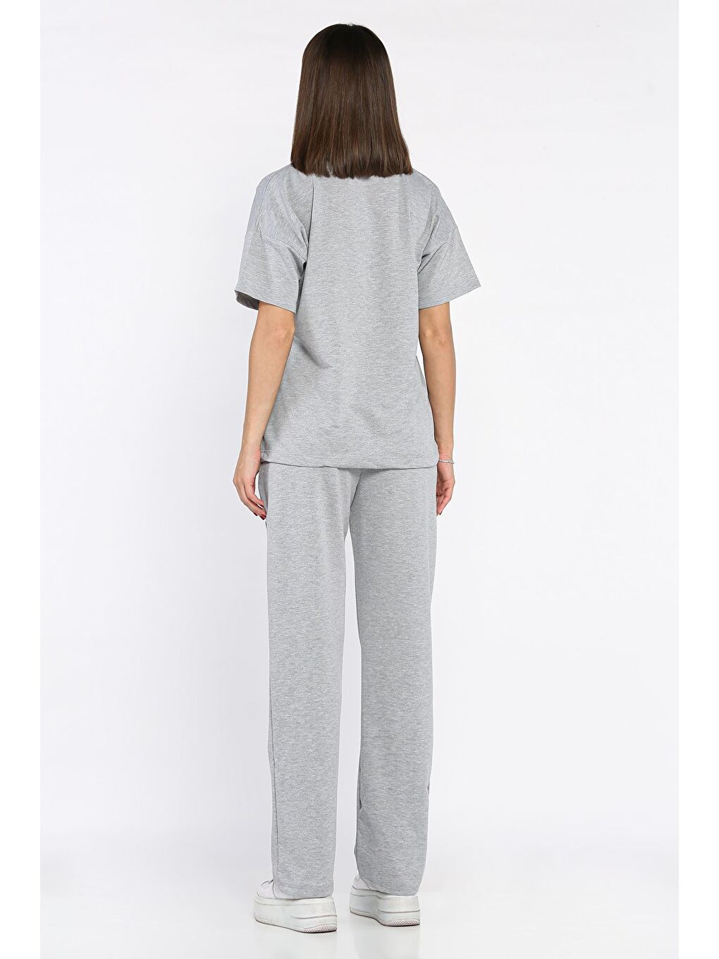 Gri Kadın Nakış Detaylı Tişört Pantolon İkili Takım-2