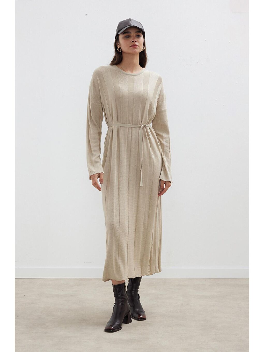 Fitilli Rahat Triko Elbise Bej