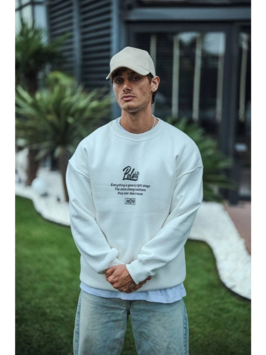 Kışlık Bisiklet Yaka Ön Ve Arka Baskılı Sweatshirt - Beyaz