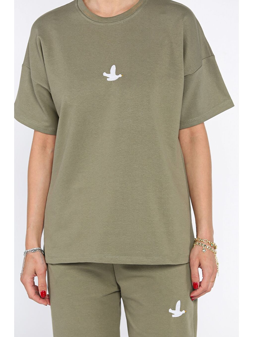 Haki Kadın Nakış Detaylı Bisiklet Yaka Tişört Pantolon İkili Takım-3