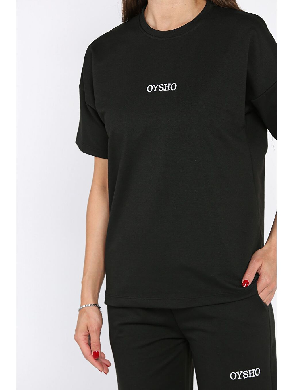 Siyah Kadın Bisiklet Yaka Nakış Detaylı Tişört Pantolon İkili Takım-3