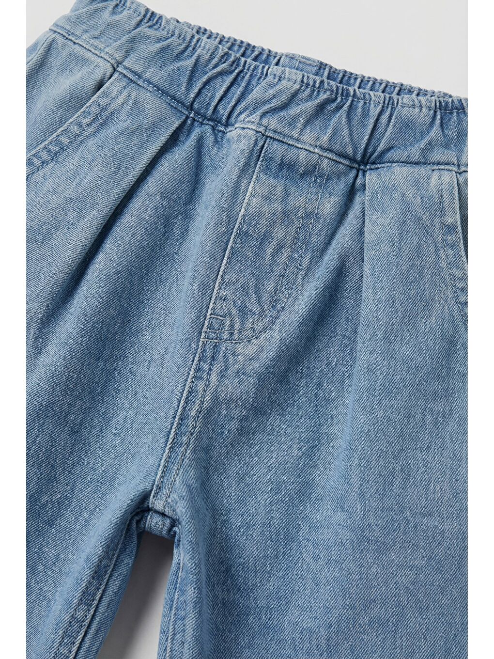 Kız Çocuk Pamuklu Açık Mavi Jean Pantolon - Meyve Nakış Detaylı-2