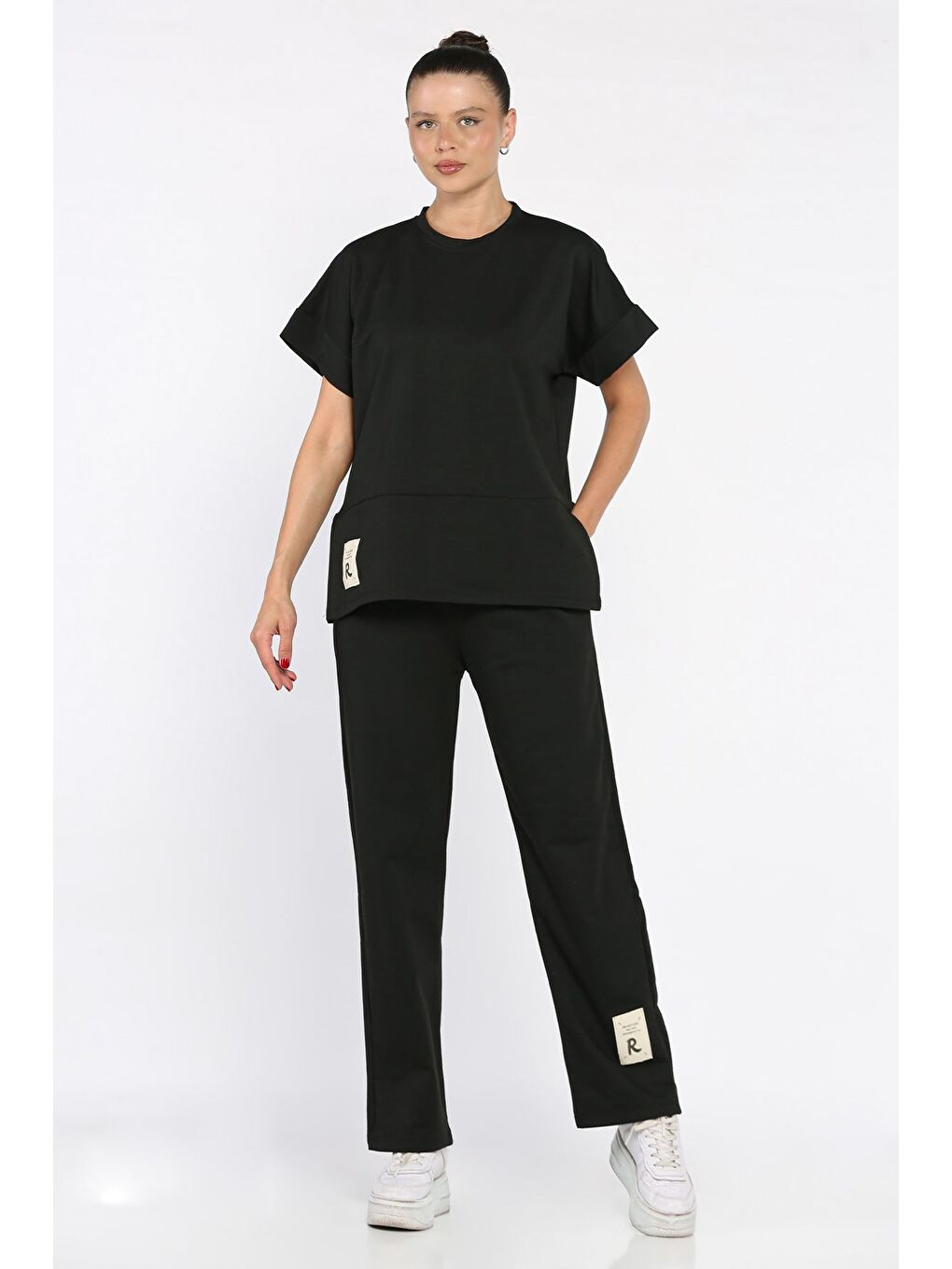 Siyah Kadın Büyük Beden Armalı Tişört Pantolon İkili Takım-1
