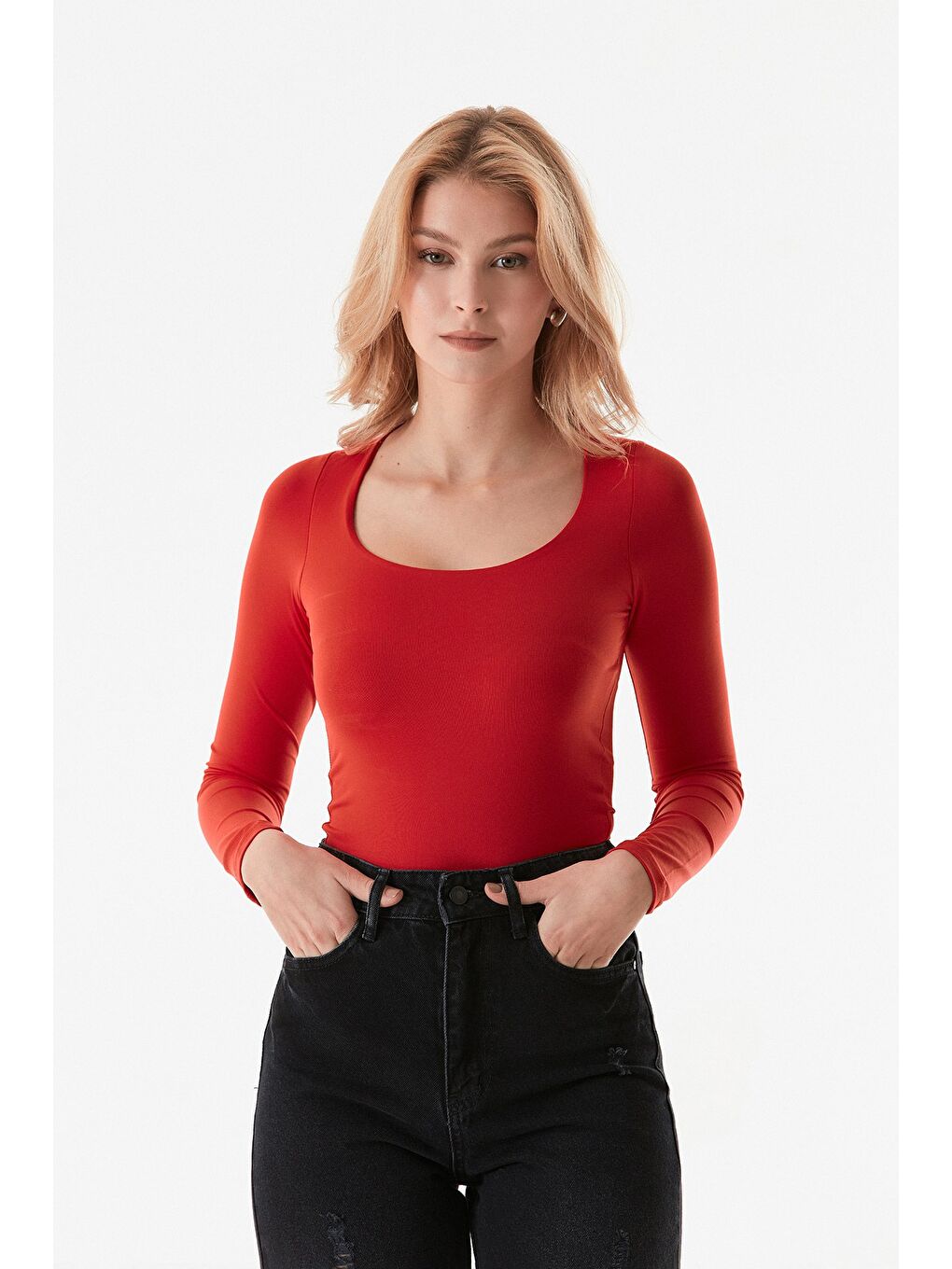 Kırmızı Basic Kare Yaka Bluz