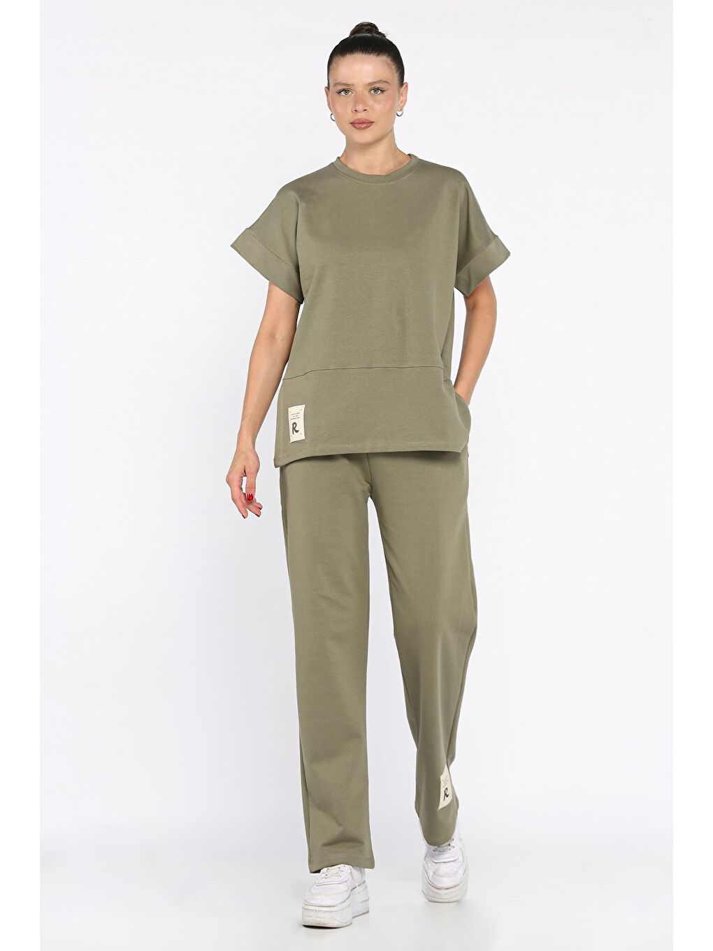 Haki Kadın Büyük Beden Armalı Tişört Pantolon İkili Takım