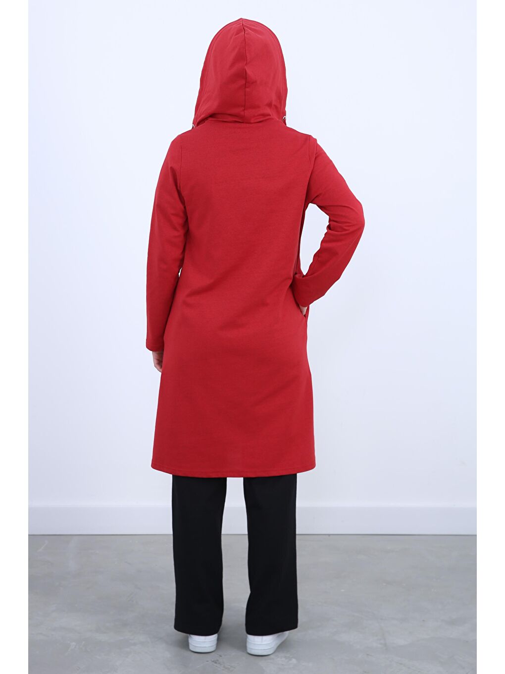 Kırmızı Fermuarlı Kapüşonlu Hırka-3