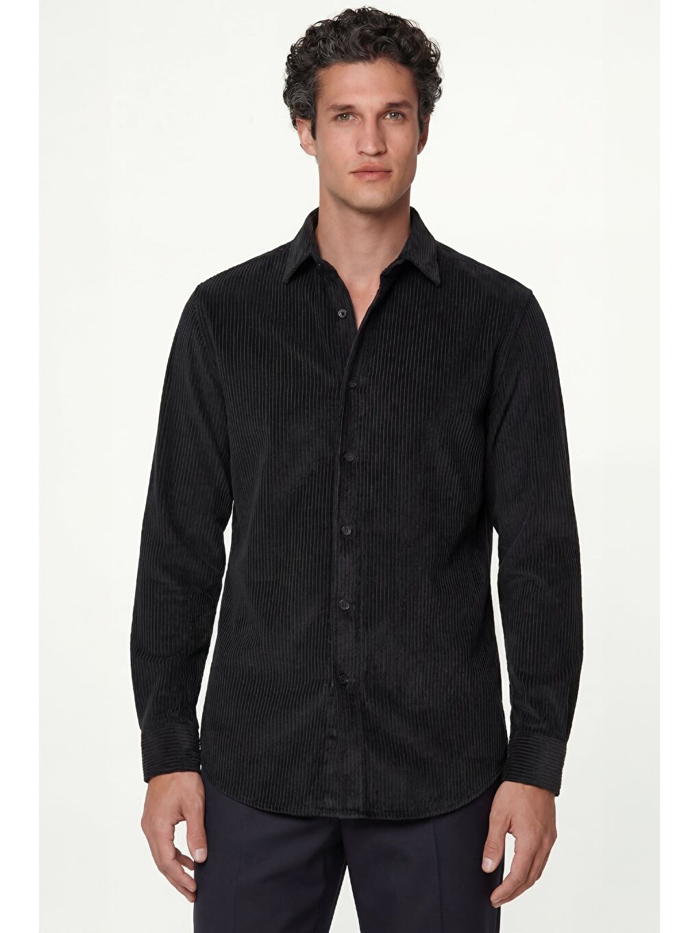Siyah Comfort Fit Pamuklu Fitilli Kadife Uzun Kollu Polo Yaka Erkek Gömlek-1