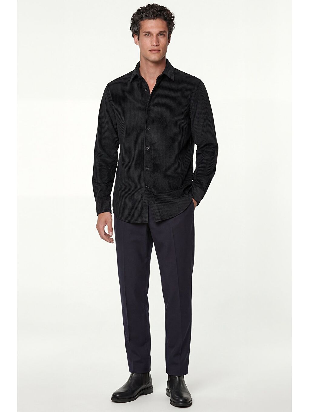 Siyah Comfort Fit Pamuklu Fitilli Kadife Uzun Kollu Polo Yaka Erkek Gömlek-2