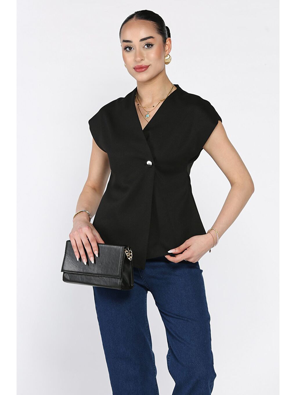 Siyah Kadın Astarlı Tek Düğmeli Yelek-1