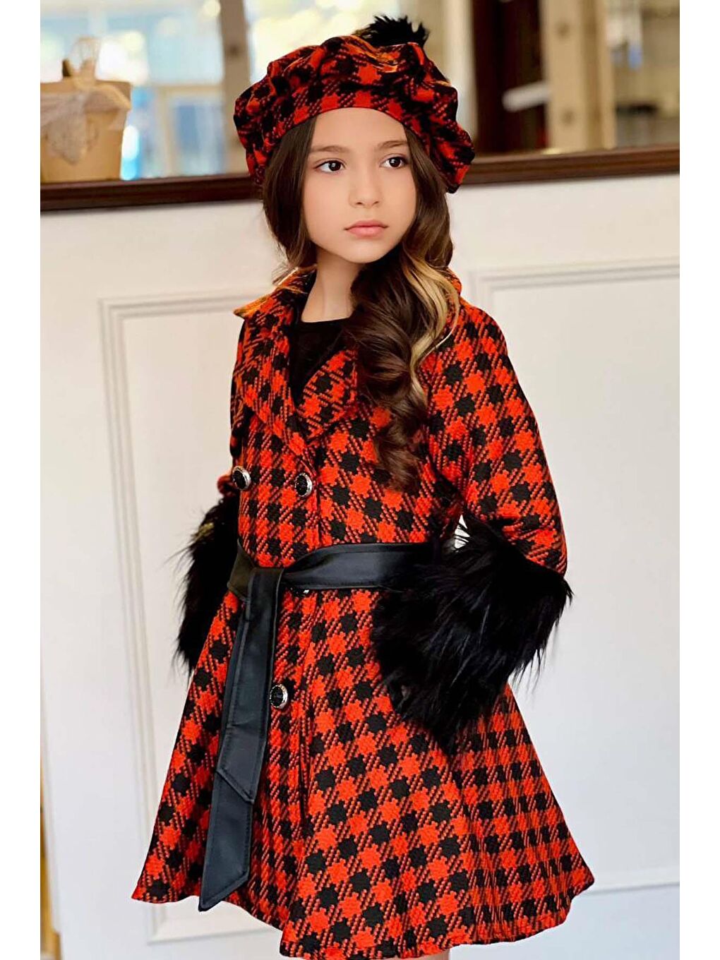 Kız Çocuk Deri Etekli ve Kolları Peluş Kare Desenli Turuncu Kaban-3